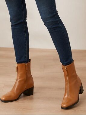 NEW Jeannot Cognac Leather Ankle Boots Gold Zipper Block Heel Italy Sz 40 US 10